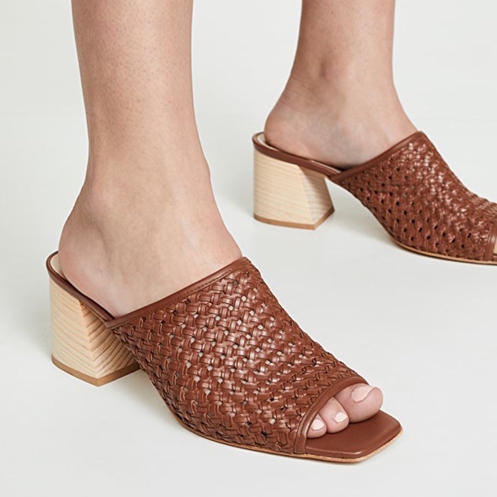 Freda Salvador Brown Woven Sandals GUC Sz 9